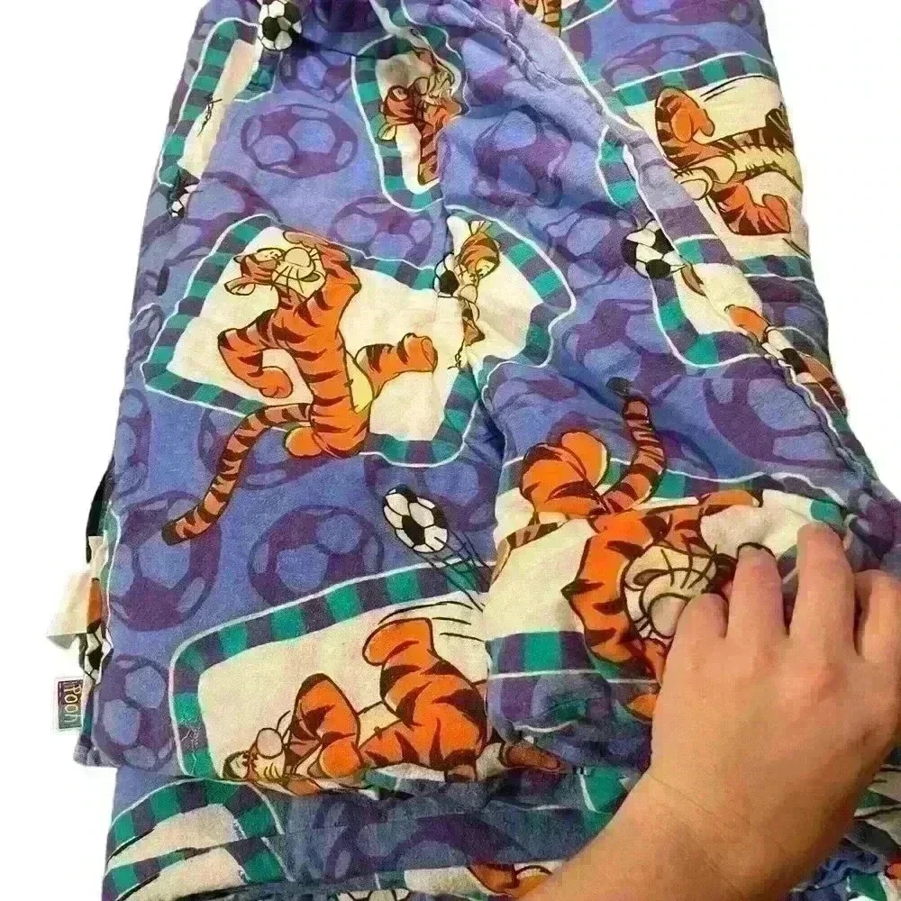 Vintage Disney Pooh Double Sided Twin Comforter Tigger with Soccer Ball 7' x 5'
